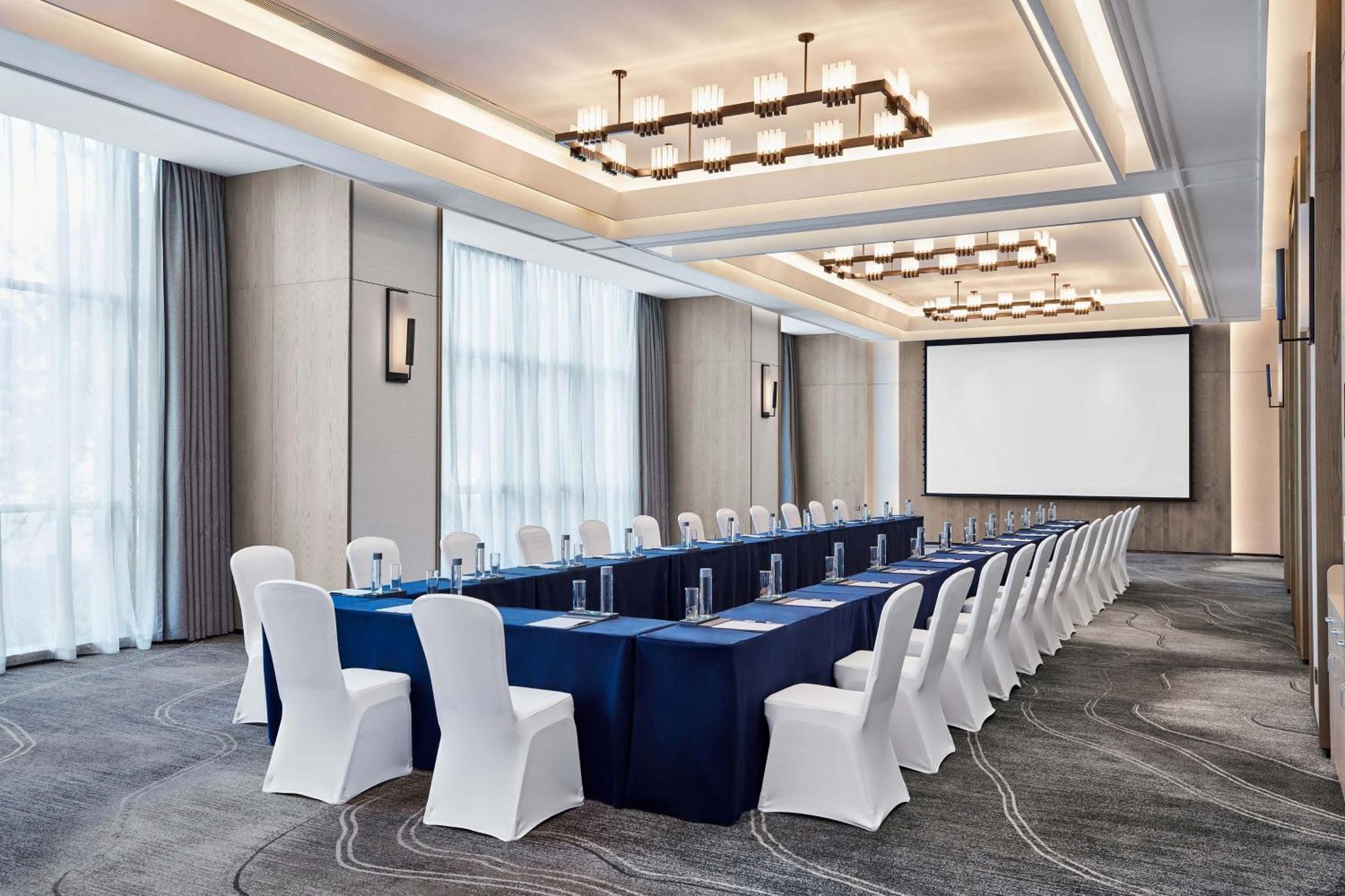 Sheraton Кунмин Екстериор снимка